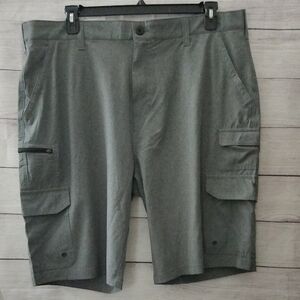 IRON CO. Men's Stretch Hybrid Cargo Sh Size 40, 11-inch Inseam NWT